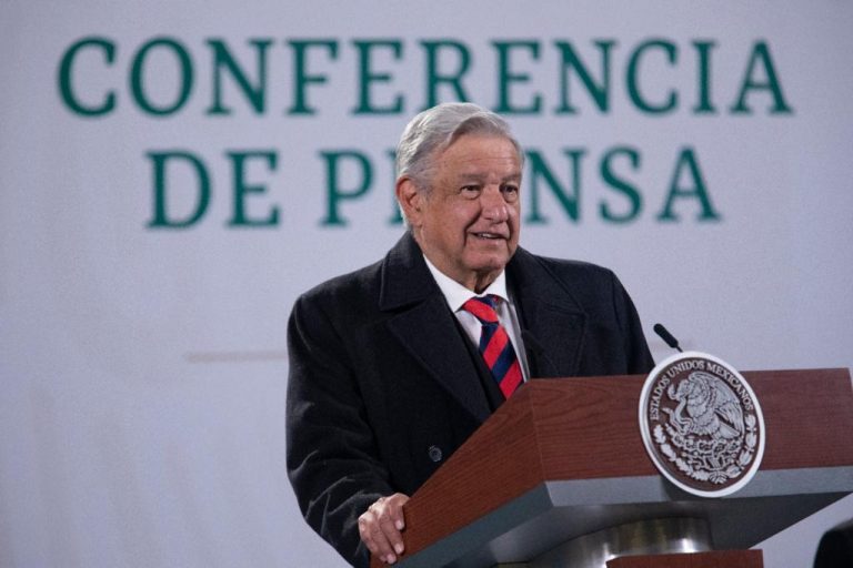 Se eliminó corrupción en la Cofepris: AMLO