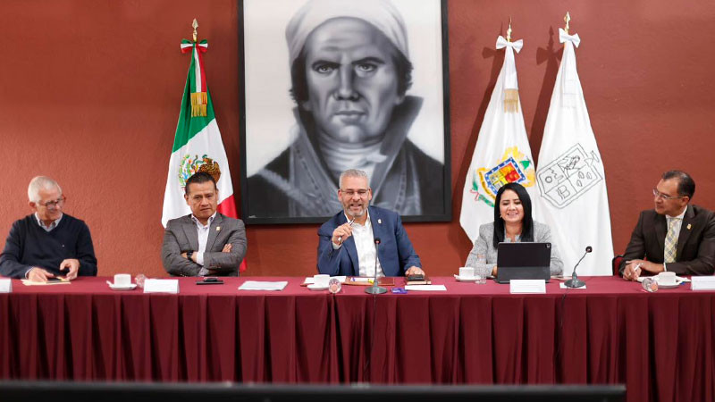 Cablebús de Uruapan incluirá obras sociales y de movilidad complementaria: Bedolla