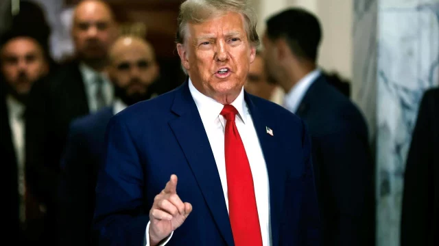 Trump decide no testificar en su juicio penal por falsificar documentos