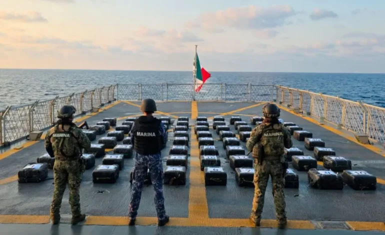 Marina decomisa dos toneladas de narcóticos en operativo en Acapulco